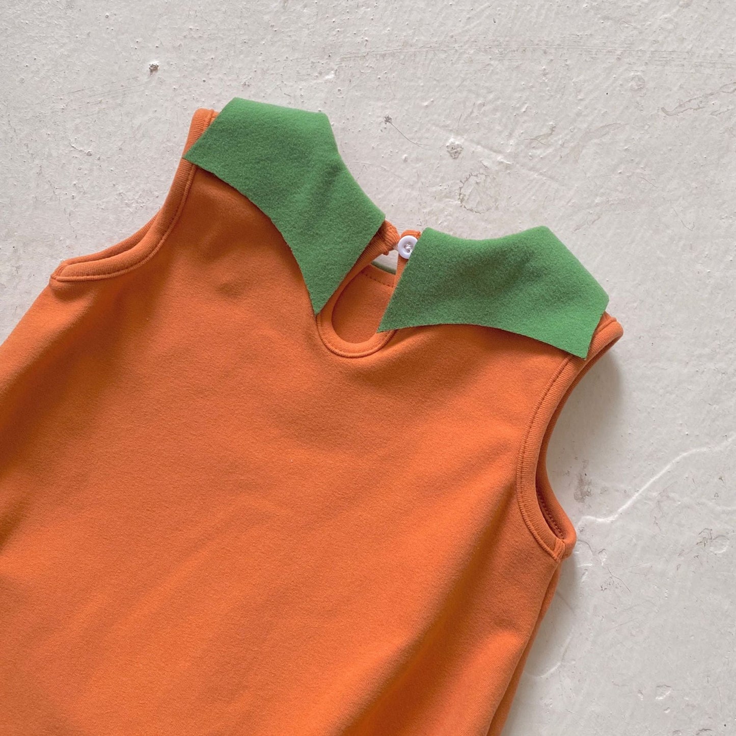 Autumn Arrival Baby Unisex Sleeveless Halloween Pumpkin Pattern